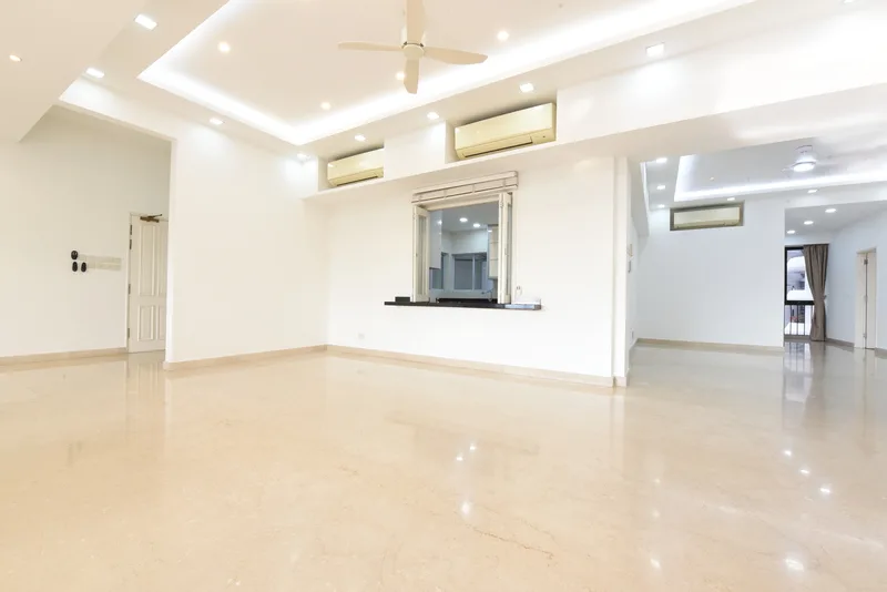 Regency Park 4+1 Bedroom Condo with a Great View for Rent — photo 6