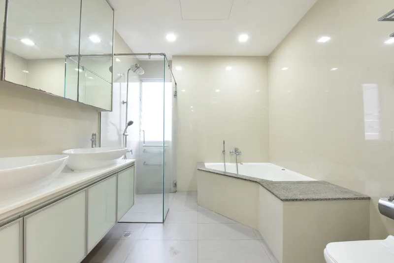 Regency Park 4+1 Bedroom Condo with a Great View for Rent — photo 14