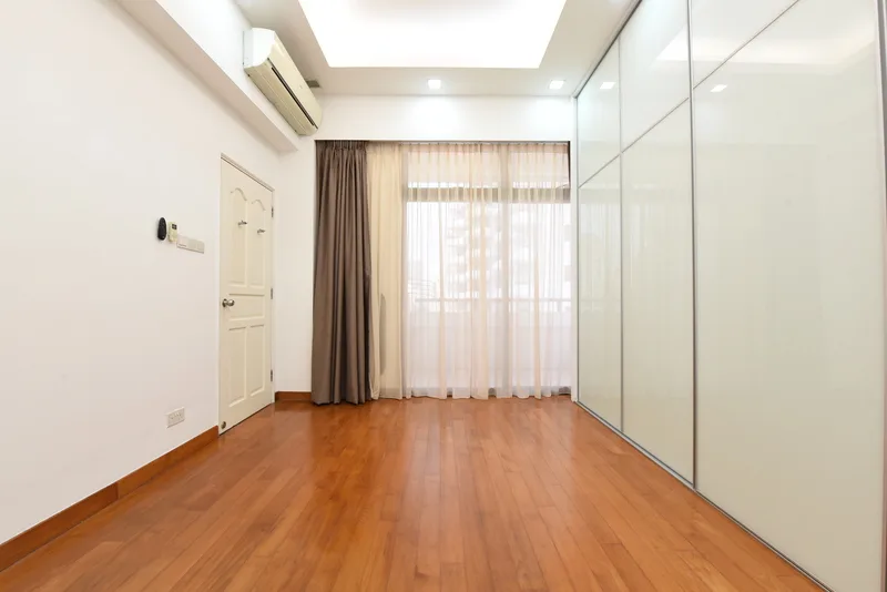 Regency Park 4+1 Bedroom Condo with a Great View for Rent — photo 16