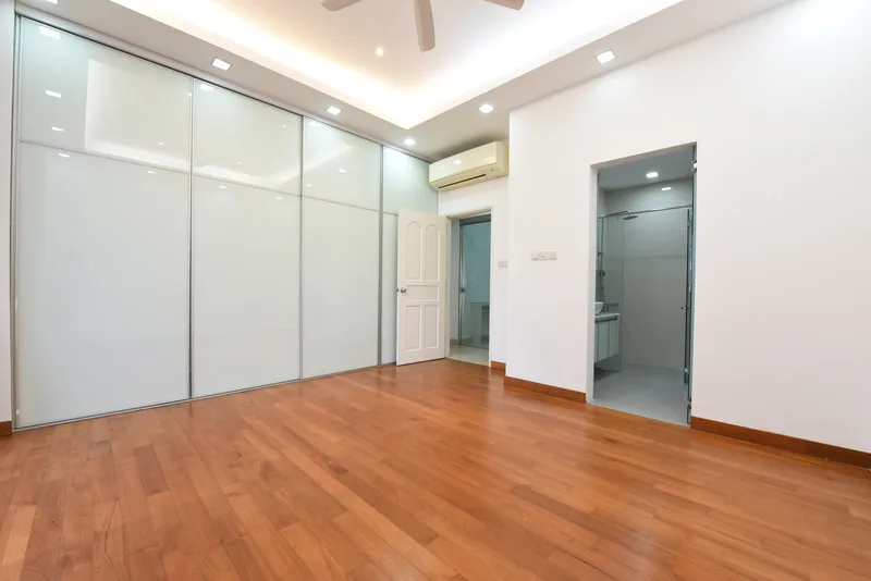 Regency Park 4+1 Bedroom Condo with a Great View for Rent — photo 18