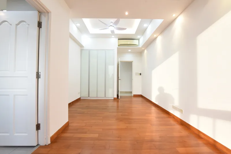 Regency Park 4+1 Bedroom Condo with a Great View for Rent — photo 20